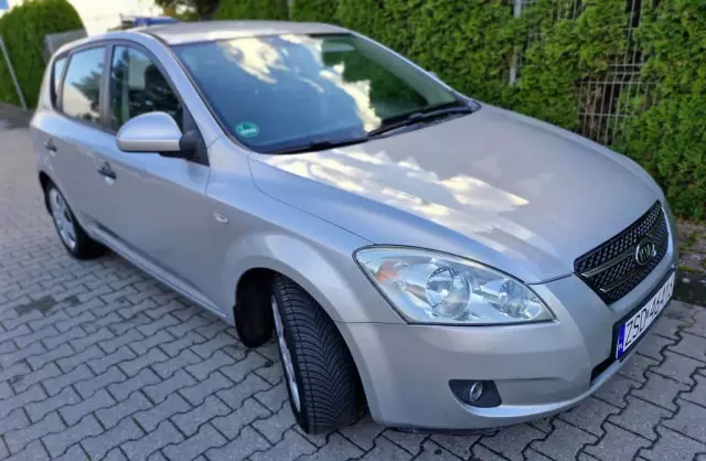 KIA Ceed 1.4 CVVT (109 KM)