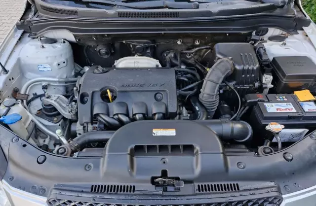 KIA Ceed 1.4 CVVT (109 KM)