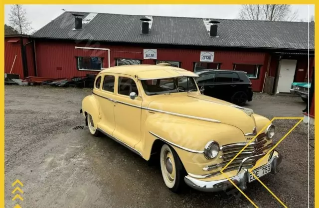 PLYMOUTH Deluxe 4-door Touring Sedan 3.6 