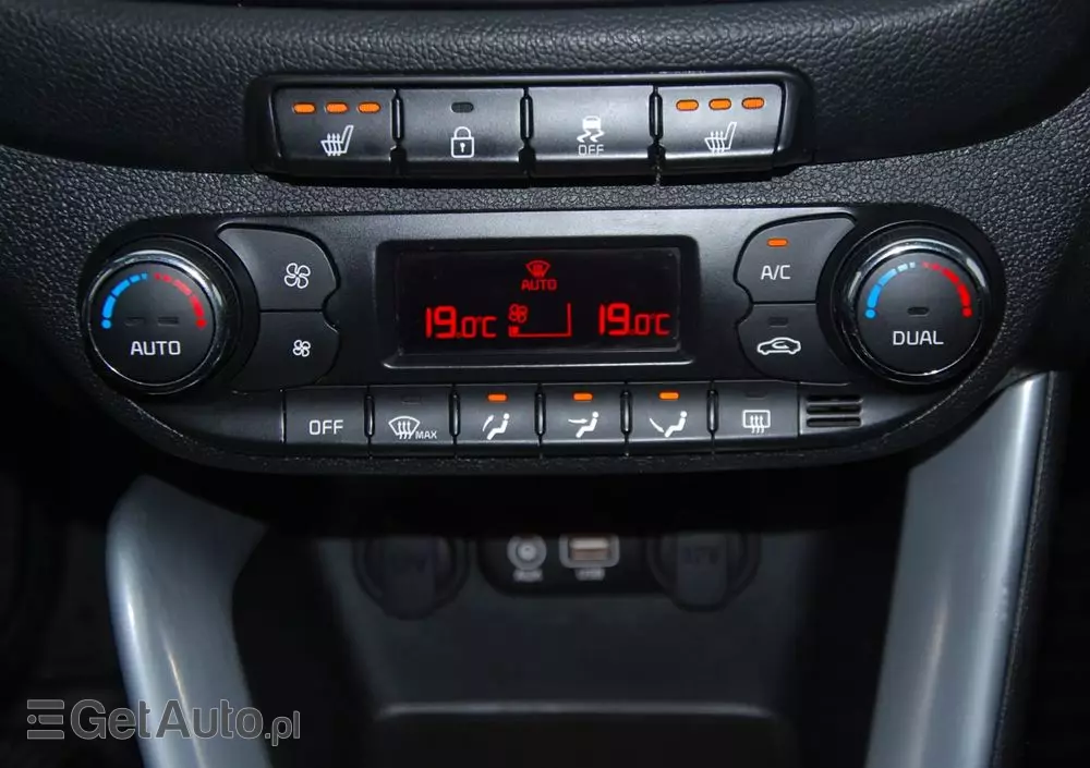 KIA Ceed Cee'd 1.6 GDI Smart Plus