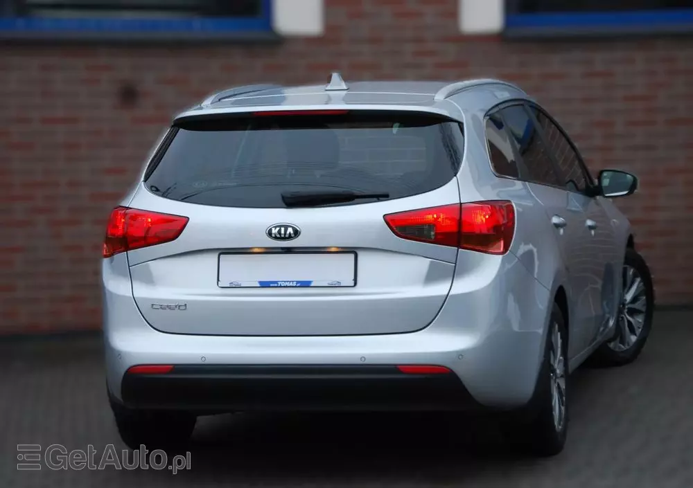 KIA Ceed Cee'd 1.6 GDI Smart Plus
