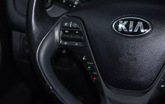 KIA Ceed Cee'd 1.6 GDI Smart Plus