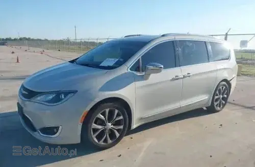 CHRYSLER Pacifica 