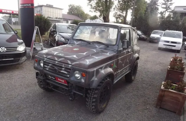 SUZUKI Samurai 