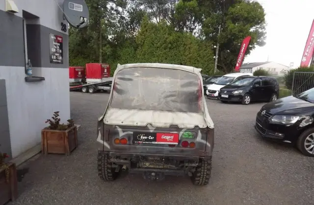 SUZUKI Samurai 