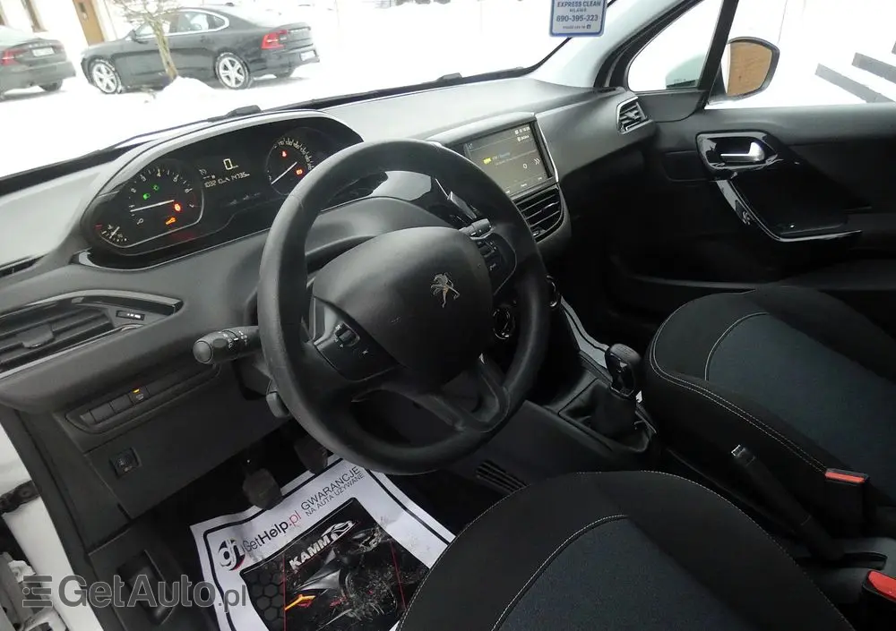 PEUGEOT 208 1.2 PureTech Active