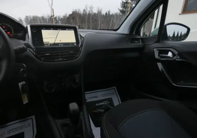 PEUGEOT 208 1.2 PureTech Active