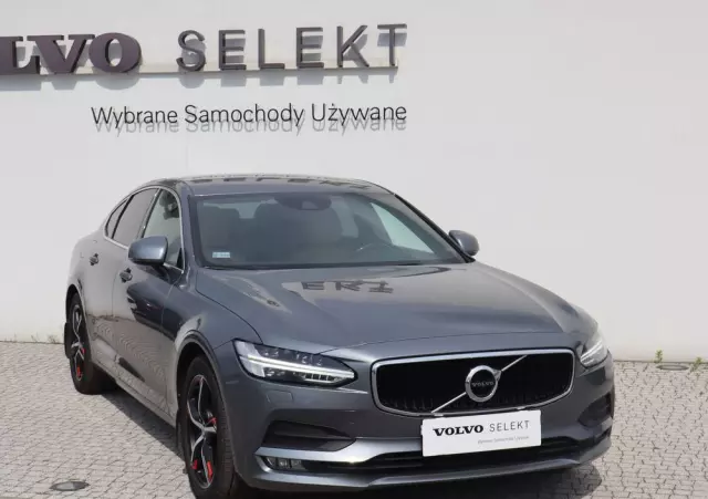VOLVO S90 D5 AWD Momentum