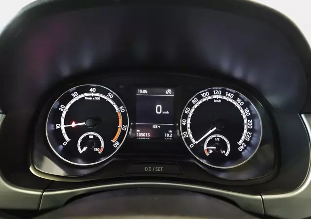 SKODA Fabia 1.0 TSI Ambition