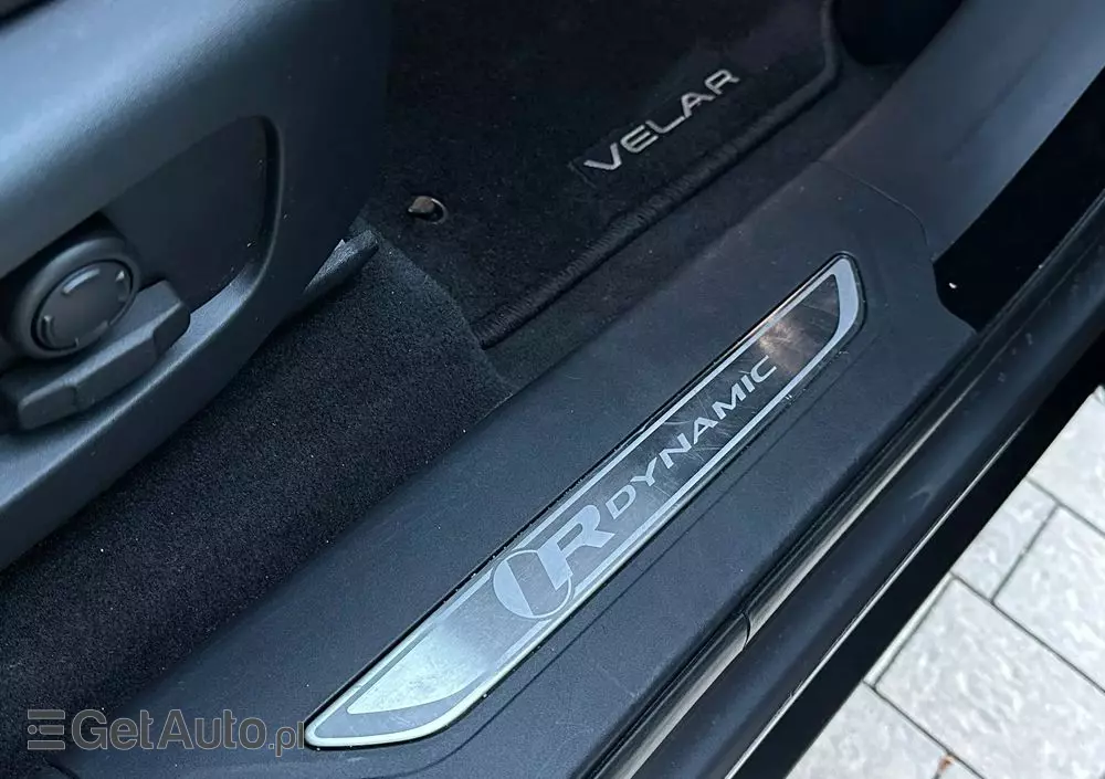 LAND ROVER Range Rover Velar 2.0 D200 mHEV R-Dynamic S