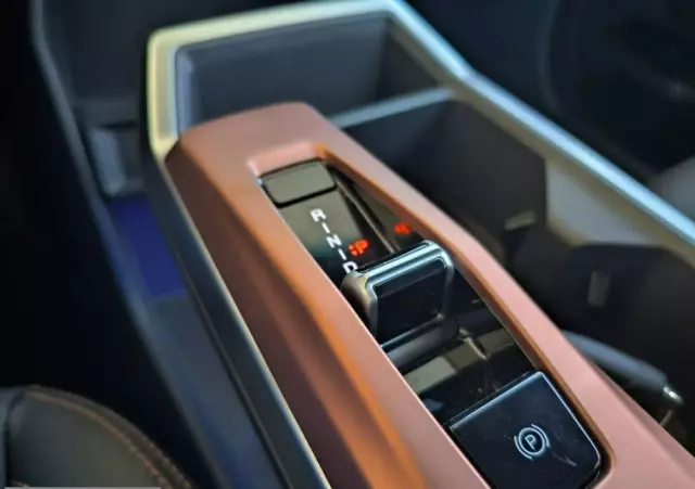 SSANGYONG/KGM Torres EVX 73,4 kWh Wild