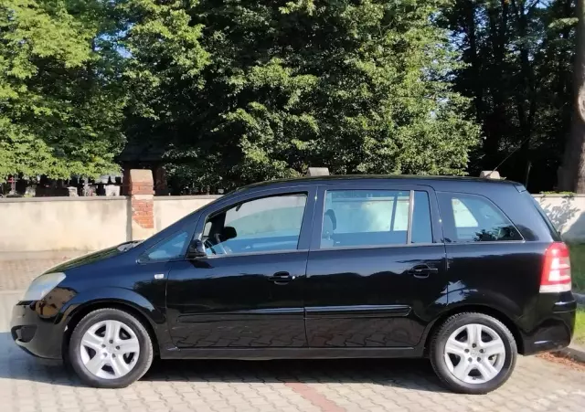 OPEL Zafira 1.6 Edition