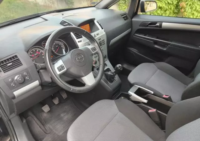 OPEL Zafira 1.6 Edition
