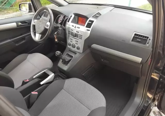 OPEL Zafira 1.6 Edition