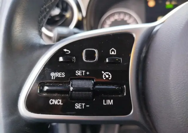 MERCEDES-BENZ EQT 45kWh Progressive