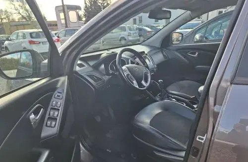 HYUNDAI Ix35 