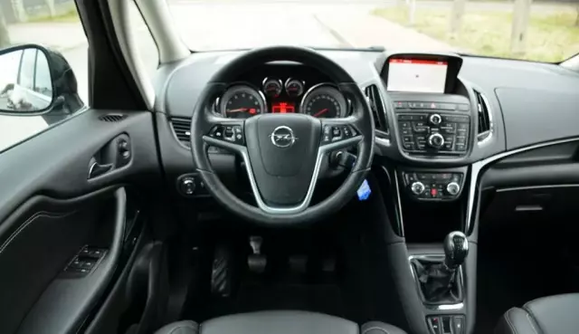 OPEL Zafira 
