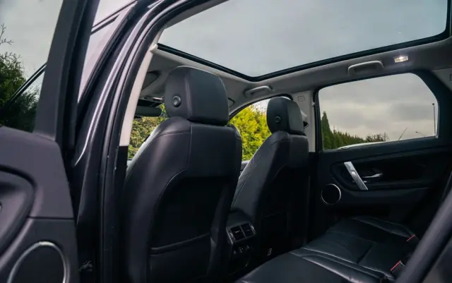 LAND ROVER Discovery Sport D165 Dynamic SE