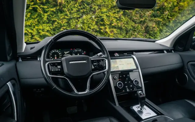LAND ROVER Discovery Sport D165 Dynamic SE