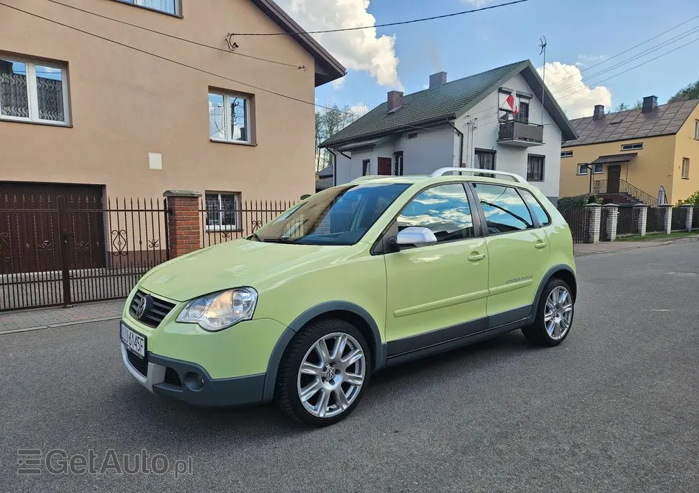 VOLKSWAGEN Polo Cross 