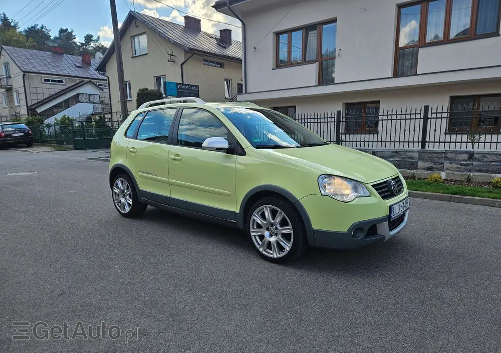 VOLKSWAGEN Polo Cross 