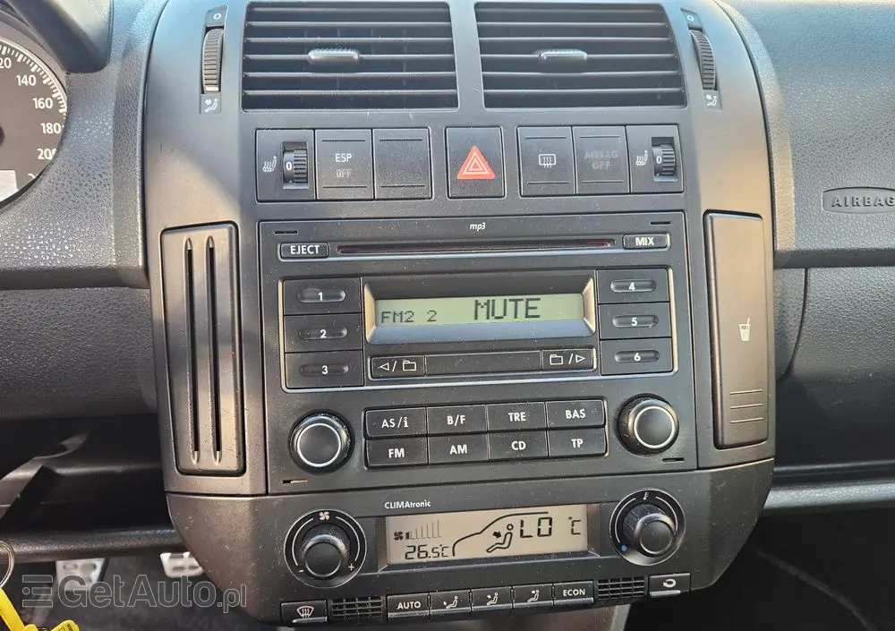 VOLKSWAGEN Polo Cross 