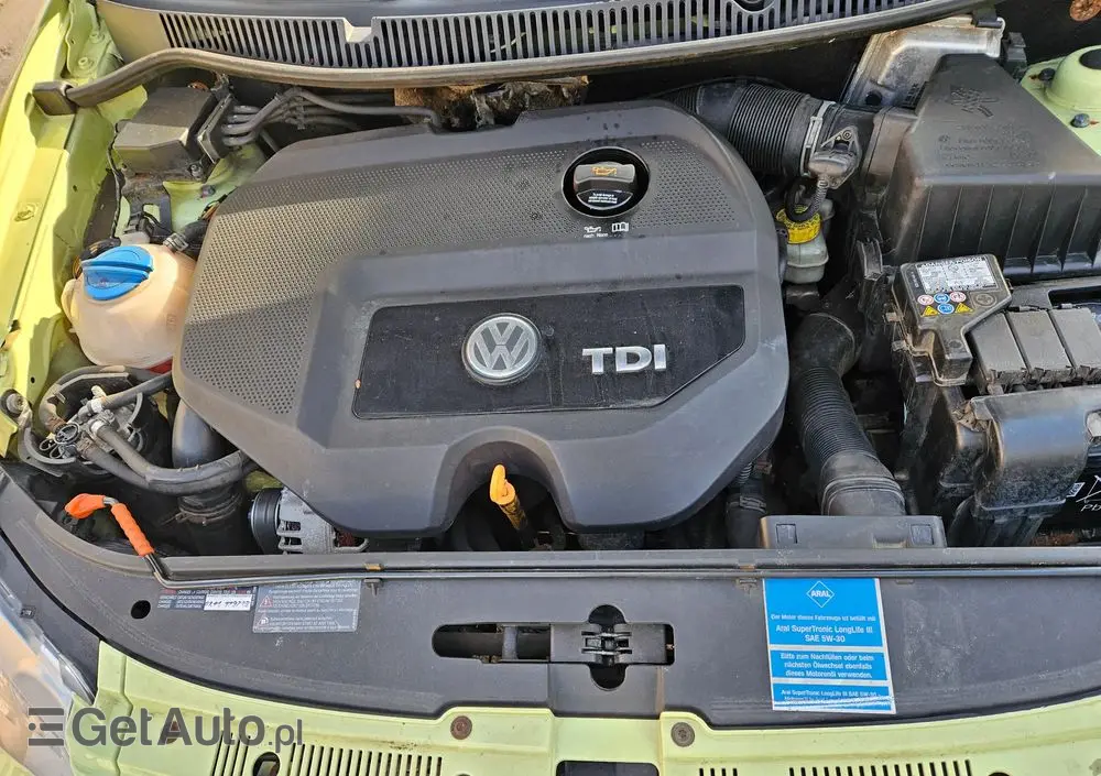 VOLKSWAGEN Polo Cross 