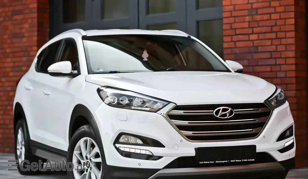 HYUNDAI Tucson 