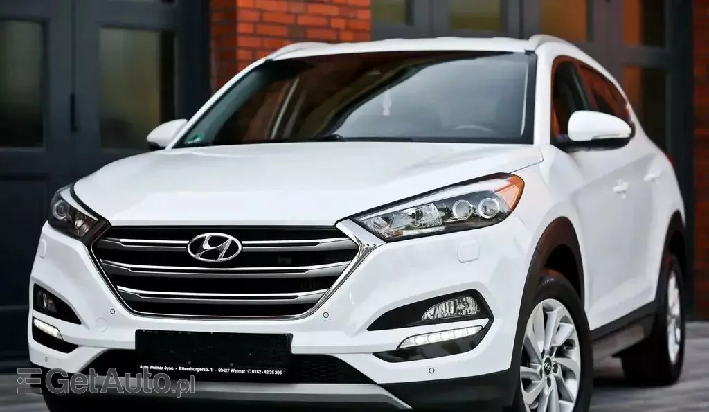 HYUNDAI Tucson 