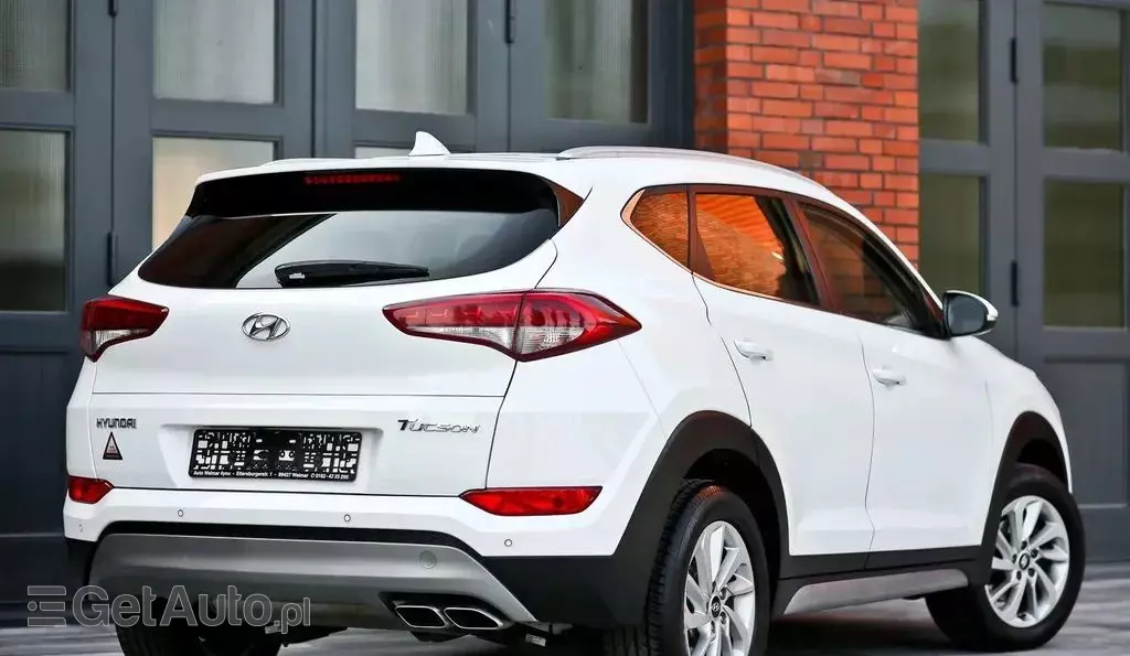 HYUNDAI Tucson 