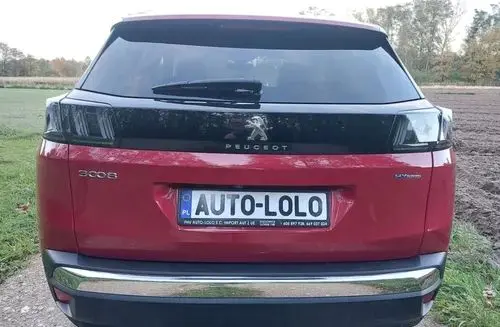PEUGEOT 3008 