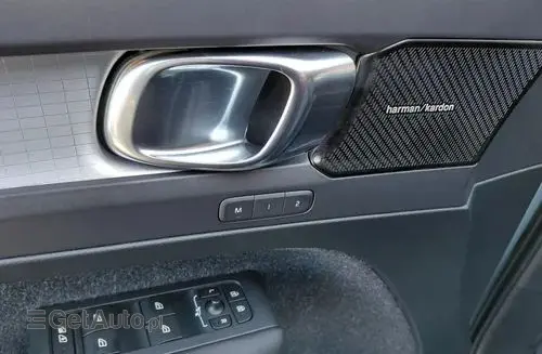 VOLVO Xc 40 