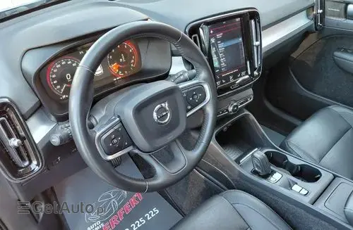 VOLVO Xc 40 