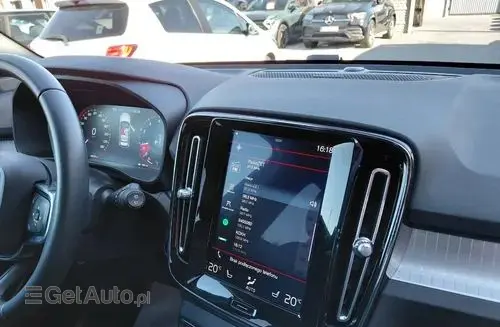 VOLVO Xc 40 