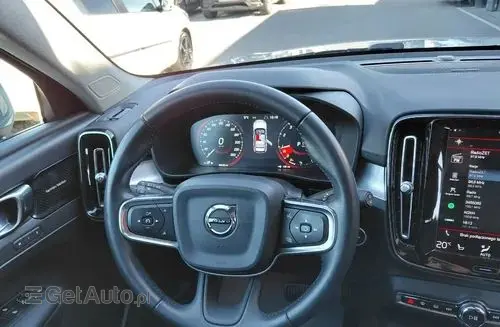 VOLVO Xc 40 