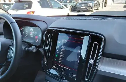 VOLVO Xc 40 