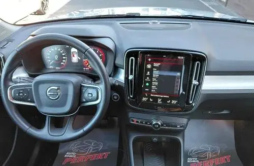 VOLVO Xc 40 