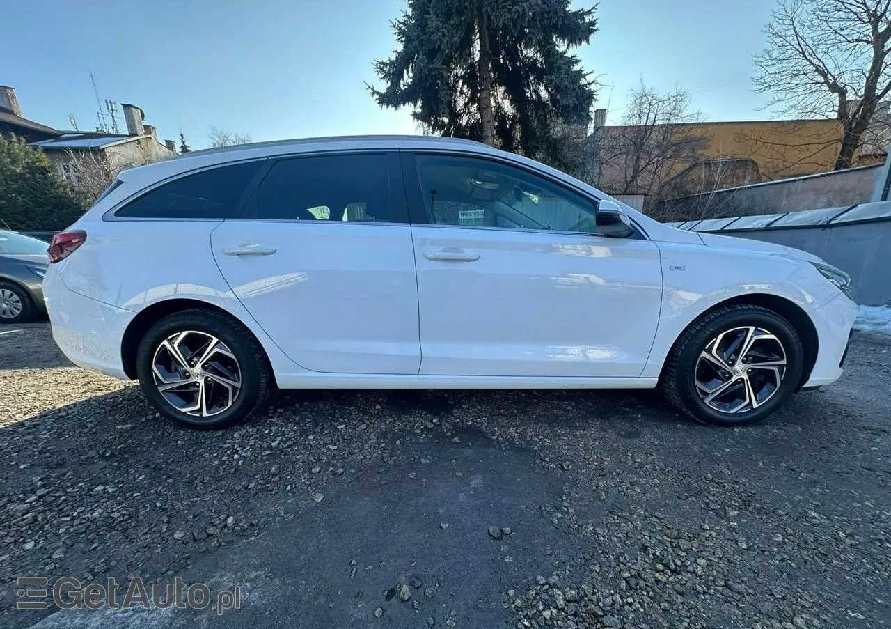 HYUNDAI I30 1.5 T-GDI 48V Premium DCT