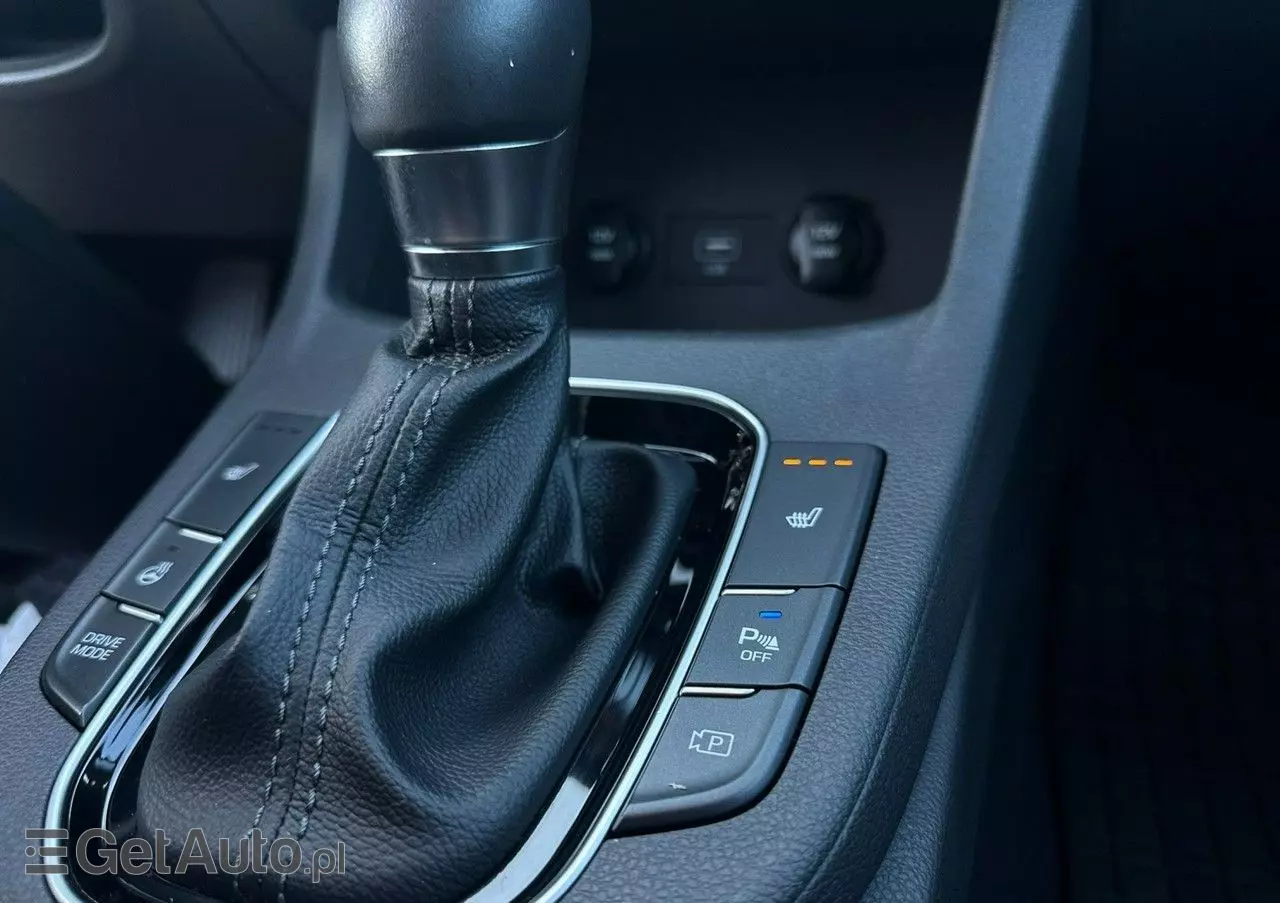 HYUNDAI I30 1.5 T-GDI 48V Premium DCT