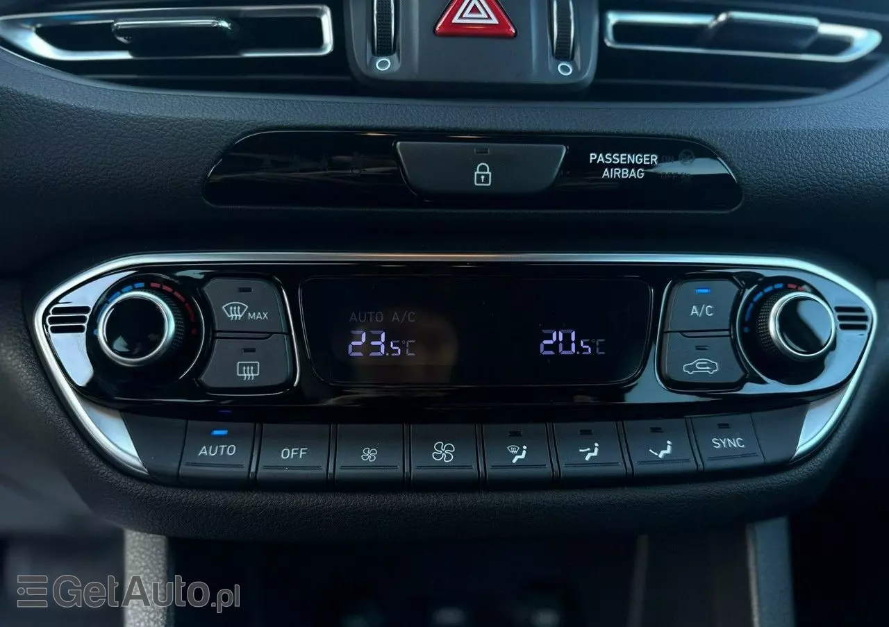 HYUNDAI I30 1.5 T-GDI 48V Premium DCT