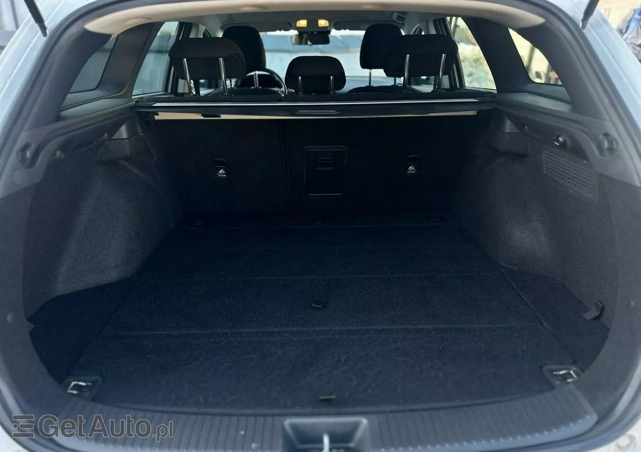 HYUNDAI I30 1.5 T-GDI 48V Premium DCT