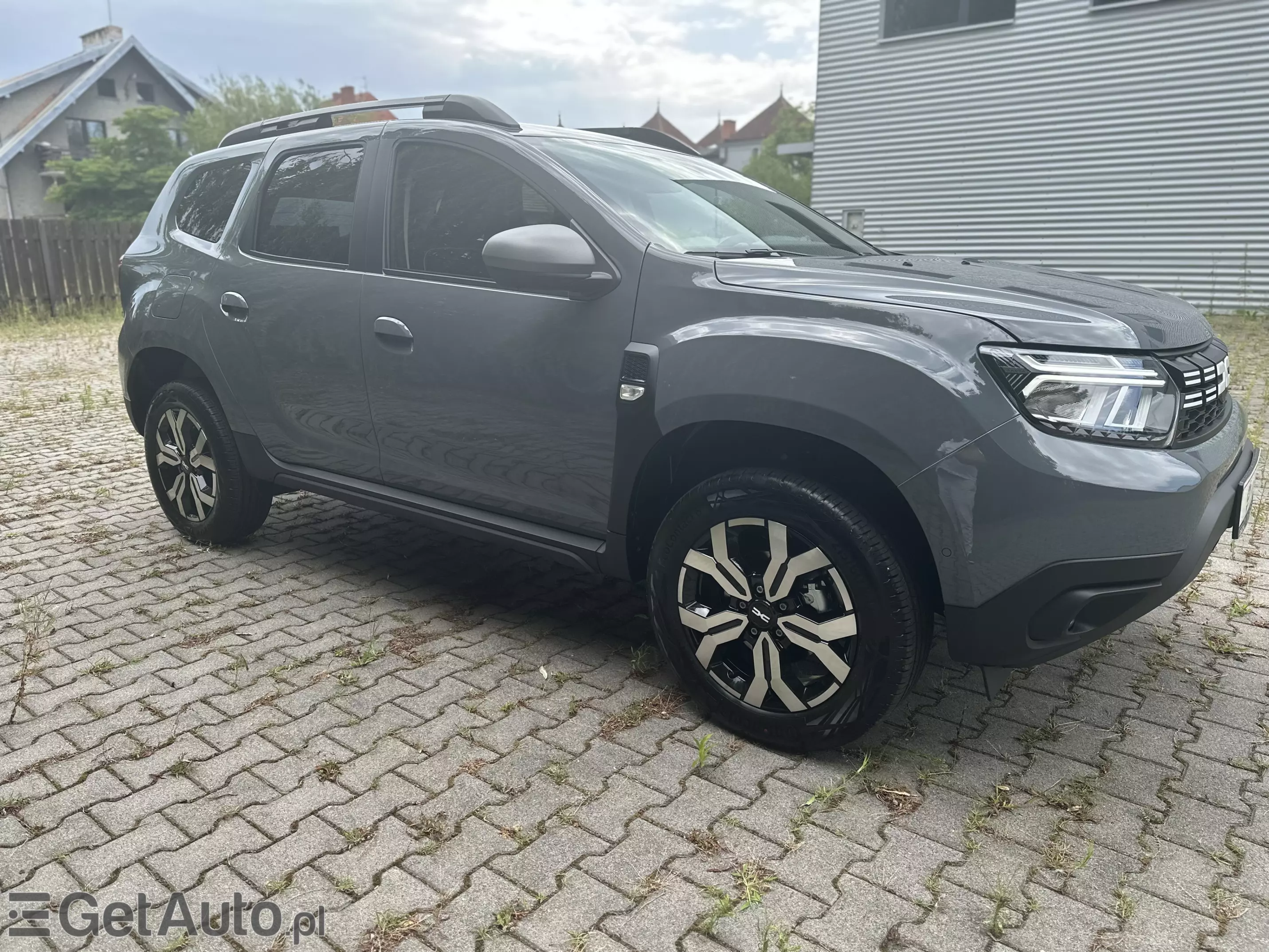 DACIA Duster Journey