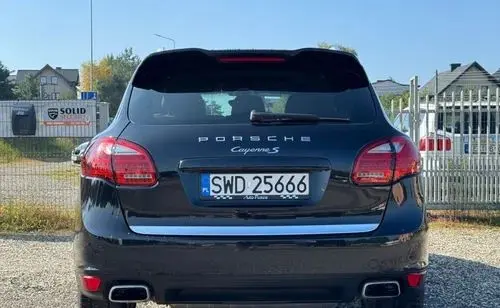 PORSCHE Cayenne 