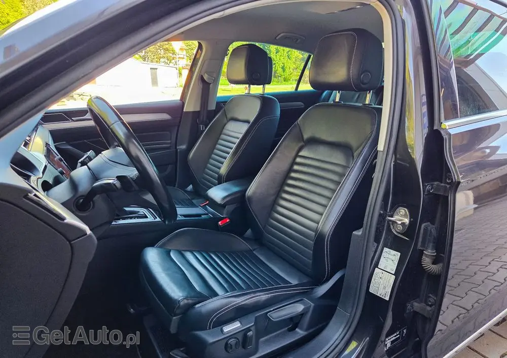 VOLKSWAGEN Passat 2.0 TSI Elegance DSG
