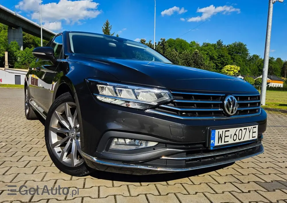 VOLKSWAGEN Passat 2.0 TSI Elegance DSG