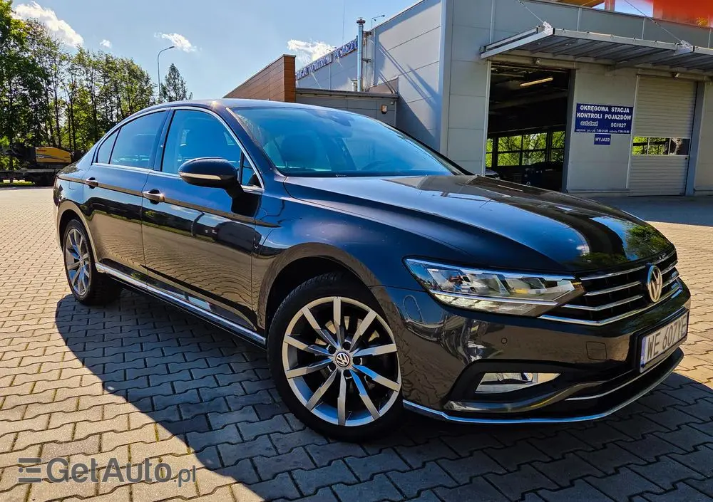 VOLKSWAGEN Passat 2.0 TSI Elegance DSG