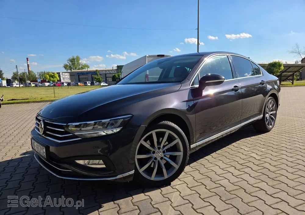 VOLKSWAGEN Passat 2.0 TSI Elegance DSG