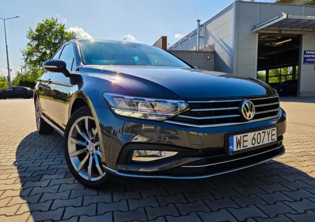 VOLKSWAGEN Passat 2.0 TSI Elegance DSG