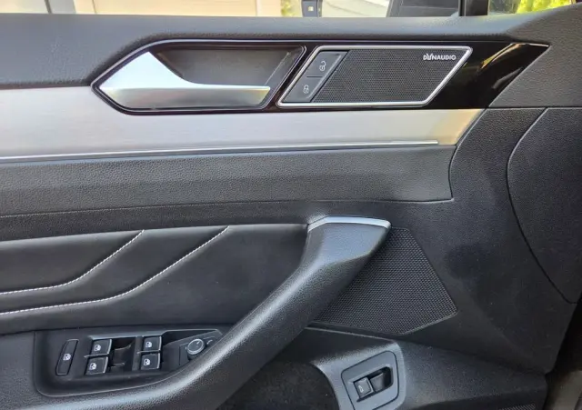 VOLKSWAGEN Passat 2.0 TSI Elegance DSG