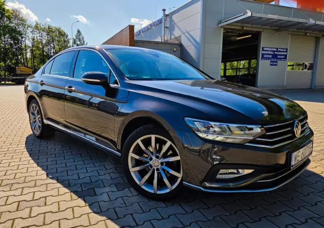 VOLKSWAGEN Passat 2.0 TSI Elegance DSG